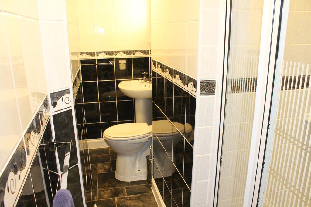 Exton House 4* Торки